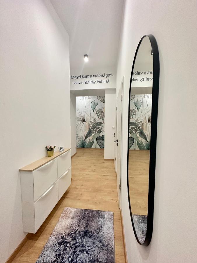 Luxory Design Apartment#Bakats#Freeparking#8Ppl Budapest Exterior photo